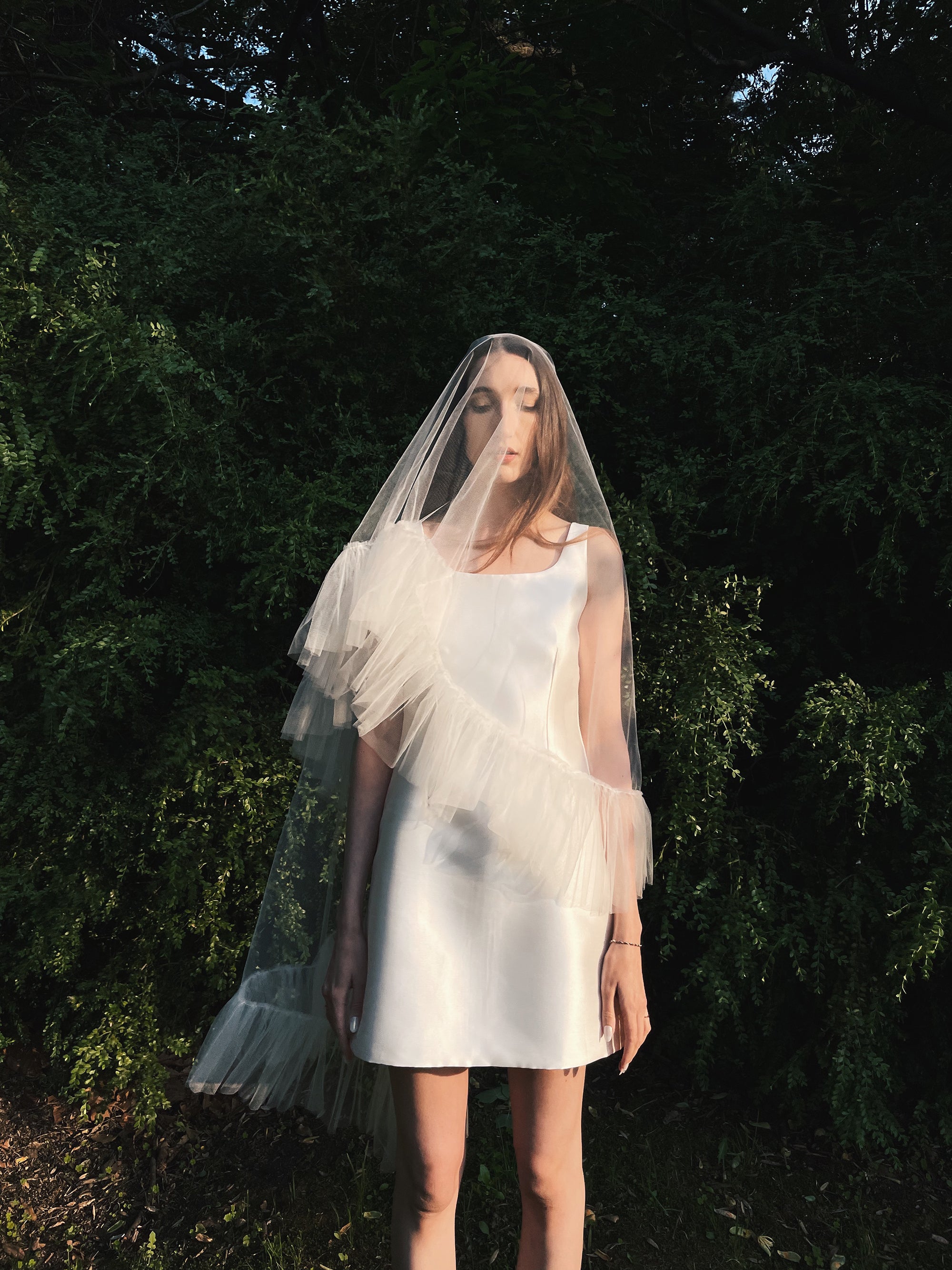 Ruffle Edge Bridal Veil
