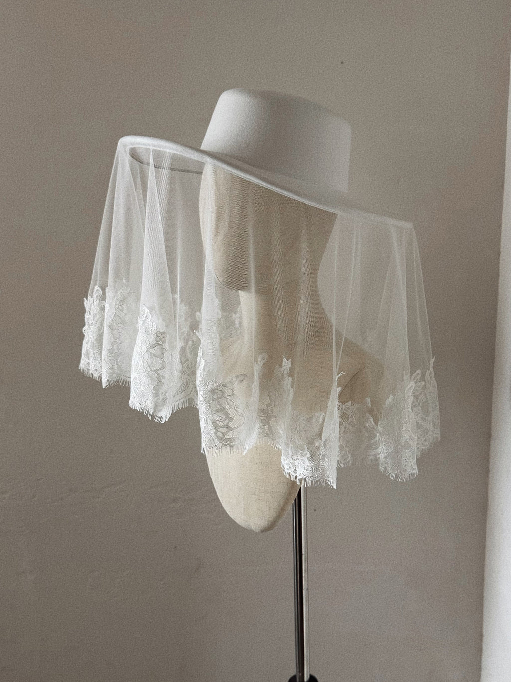 Bridal Hat with Lace Trim Veil - Straw Hat
