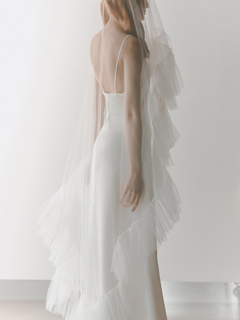Ruffle Edge Bridal Veil