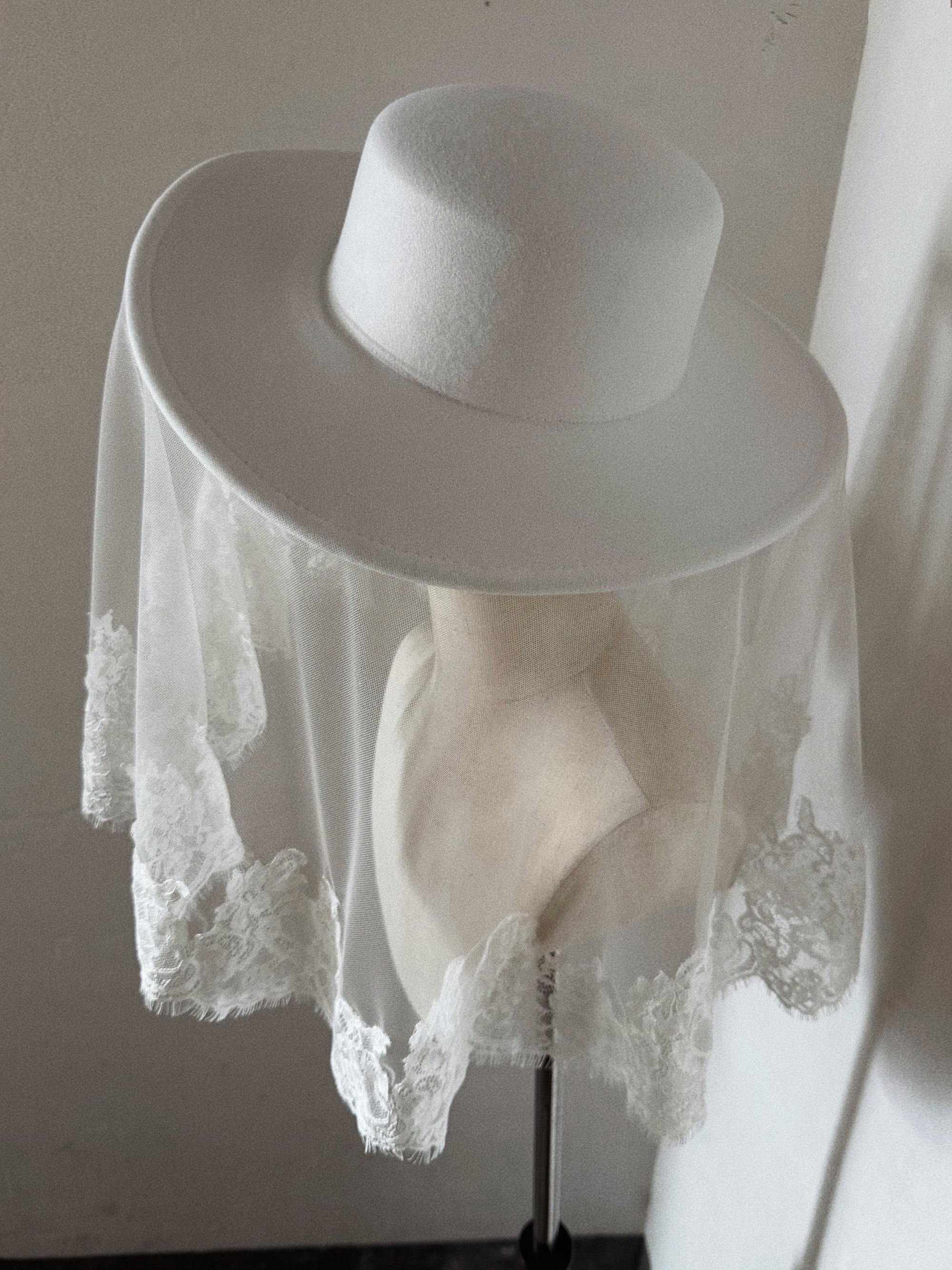 Bridal Hat with Lace Trim Veil - Straw Hat