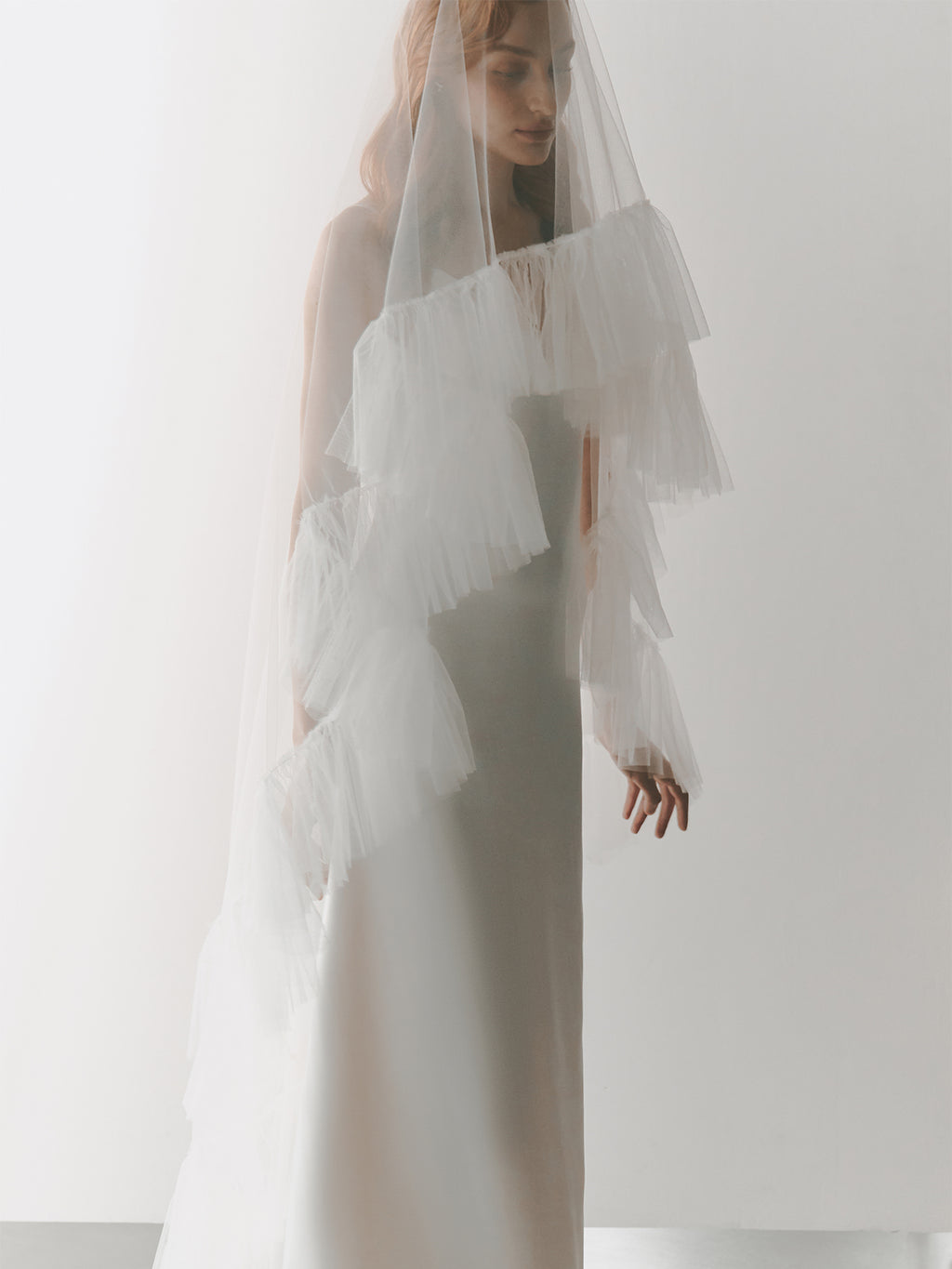 Ruffle Edge Bridal Veil