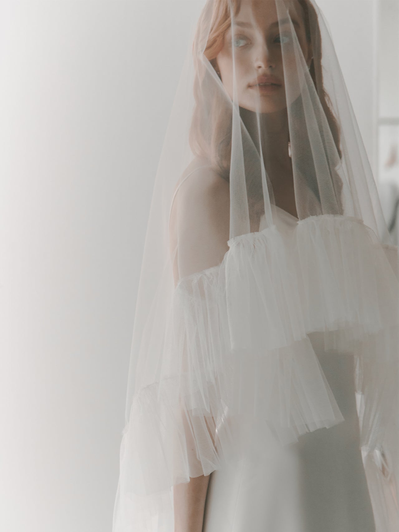 Ruffle Edge Bridal Veil