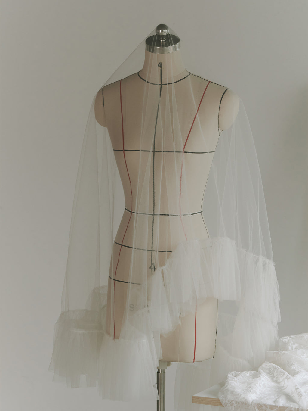 Ruffle Edge Bridal Veil
