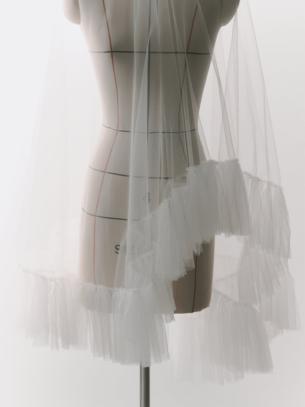 Ruffle Edge Bridal Veil