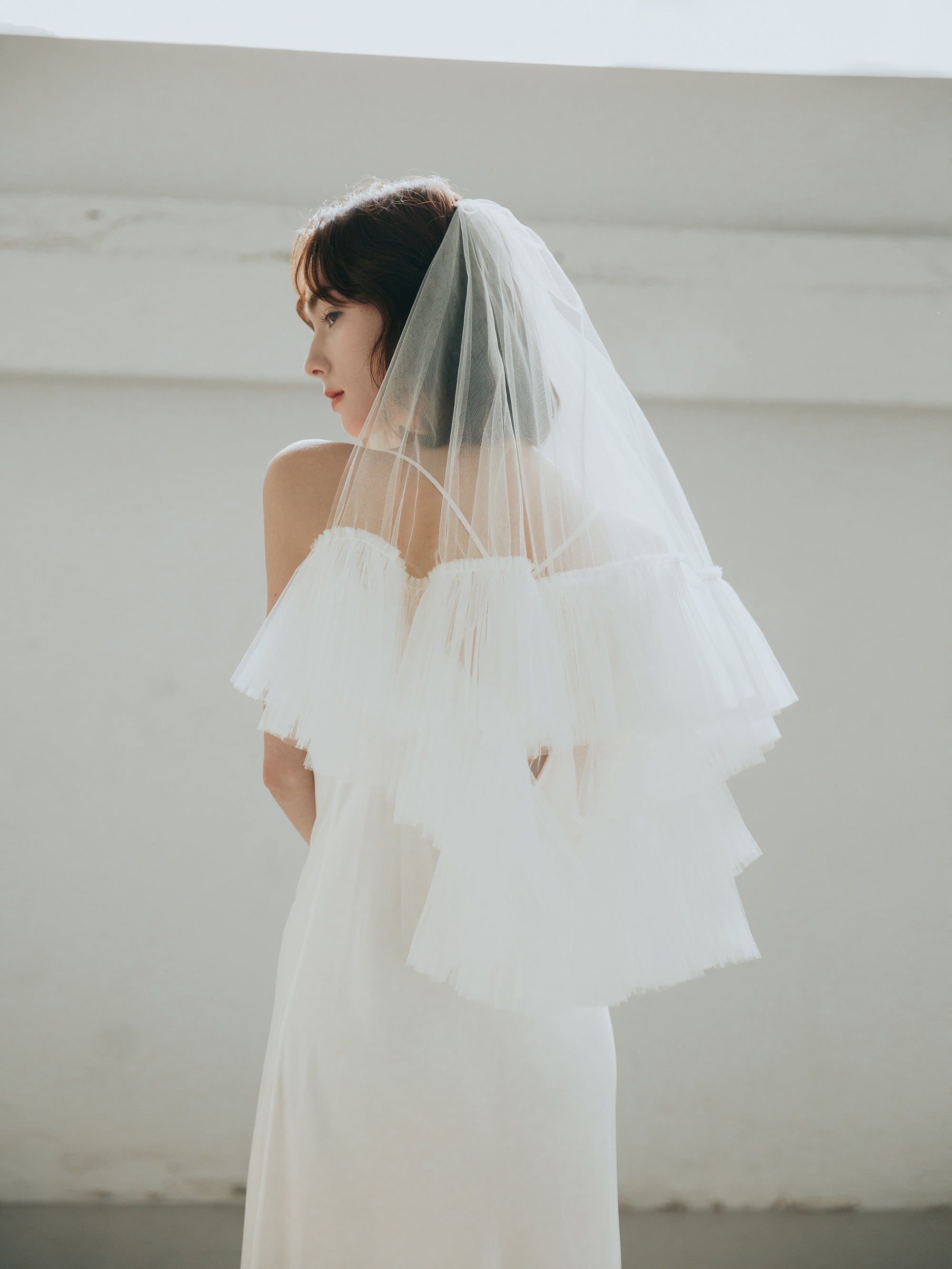 Ruffle Edge Statement Bridal Veil