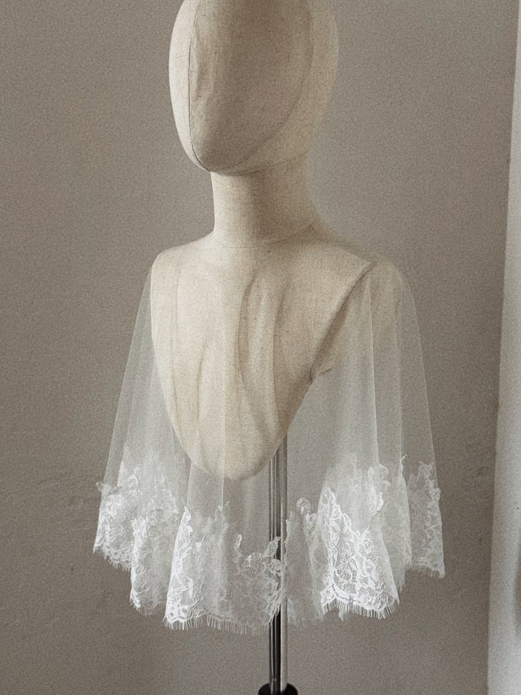 Bridal Hat with Lace Trim Veil - Straw Hat