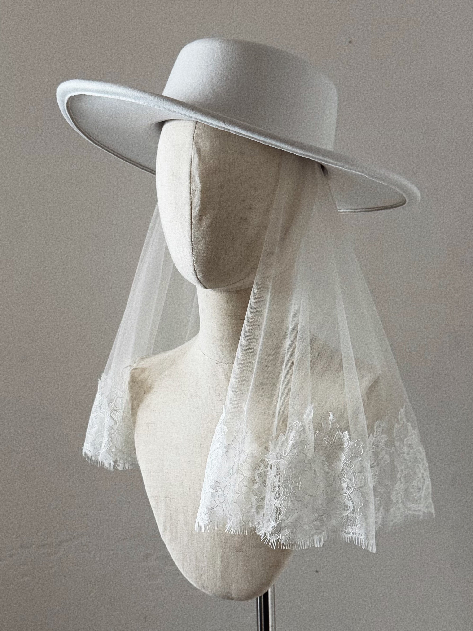 Bridal Hat with Lace Trim Veil - Straw Hat