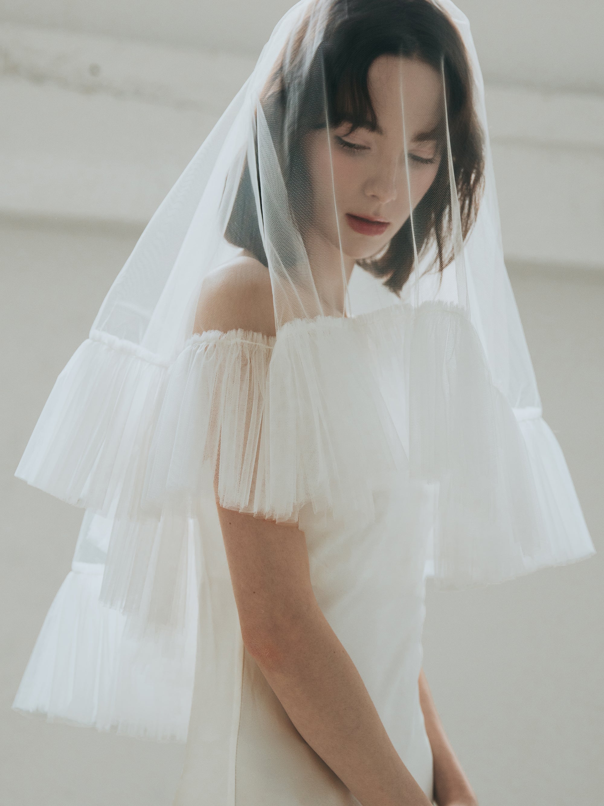 Ruffle Edge Statement Bridal Veil