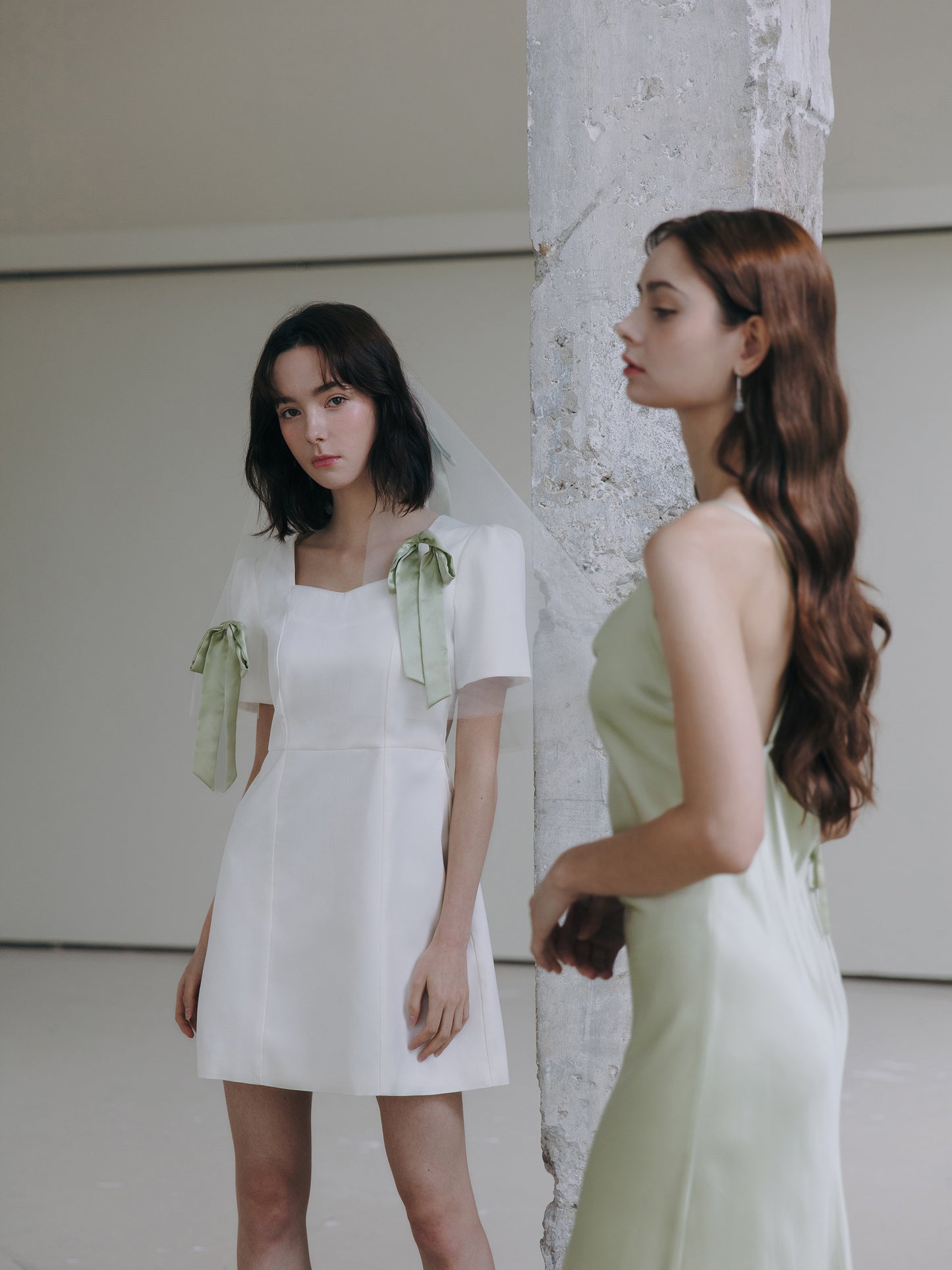 Short Veil with Green Bows
