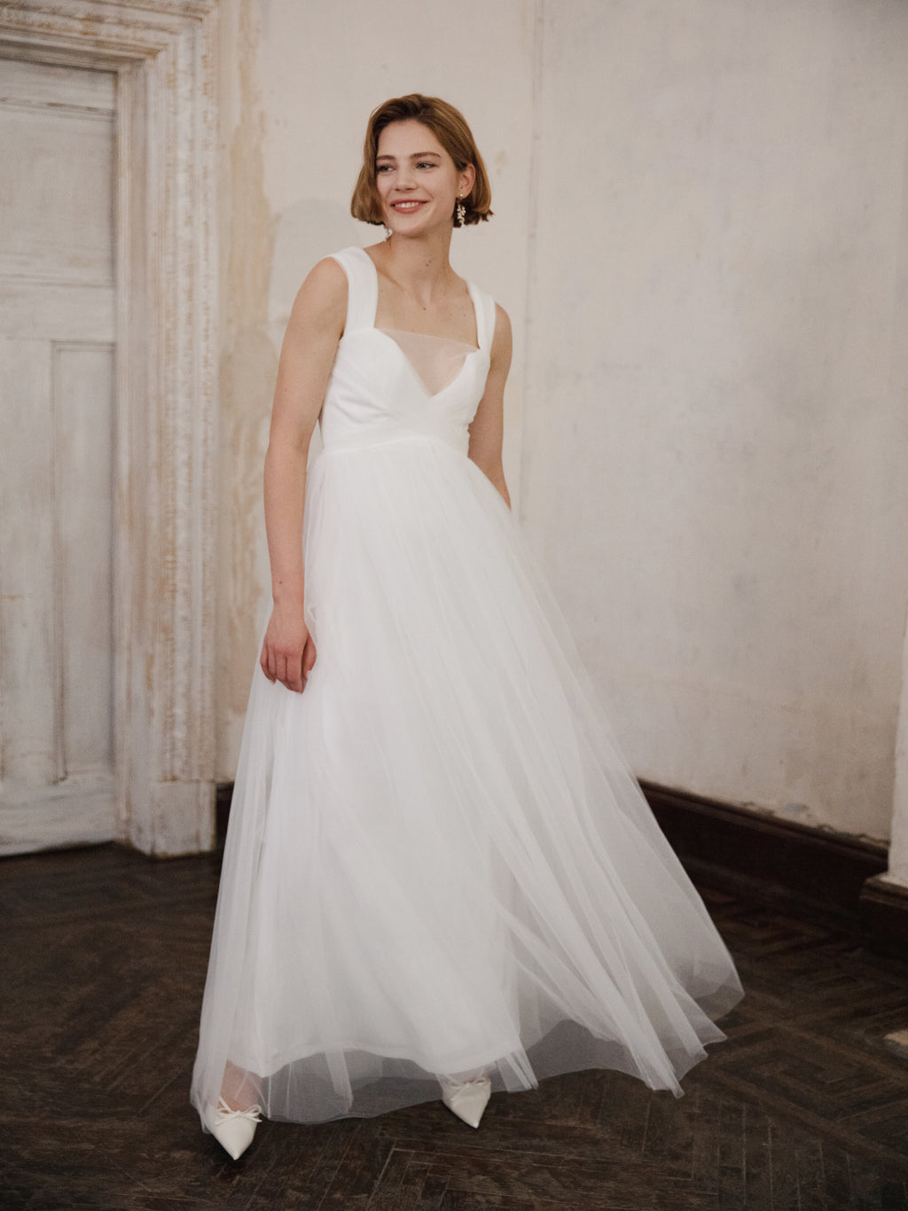 Simple Tulle Wedding Dress