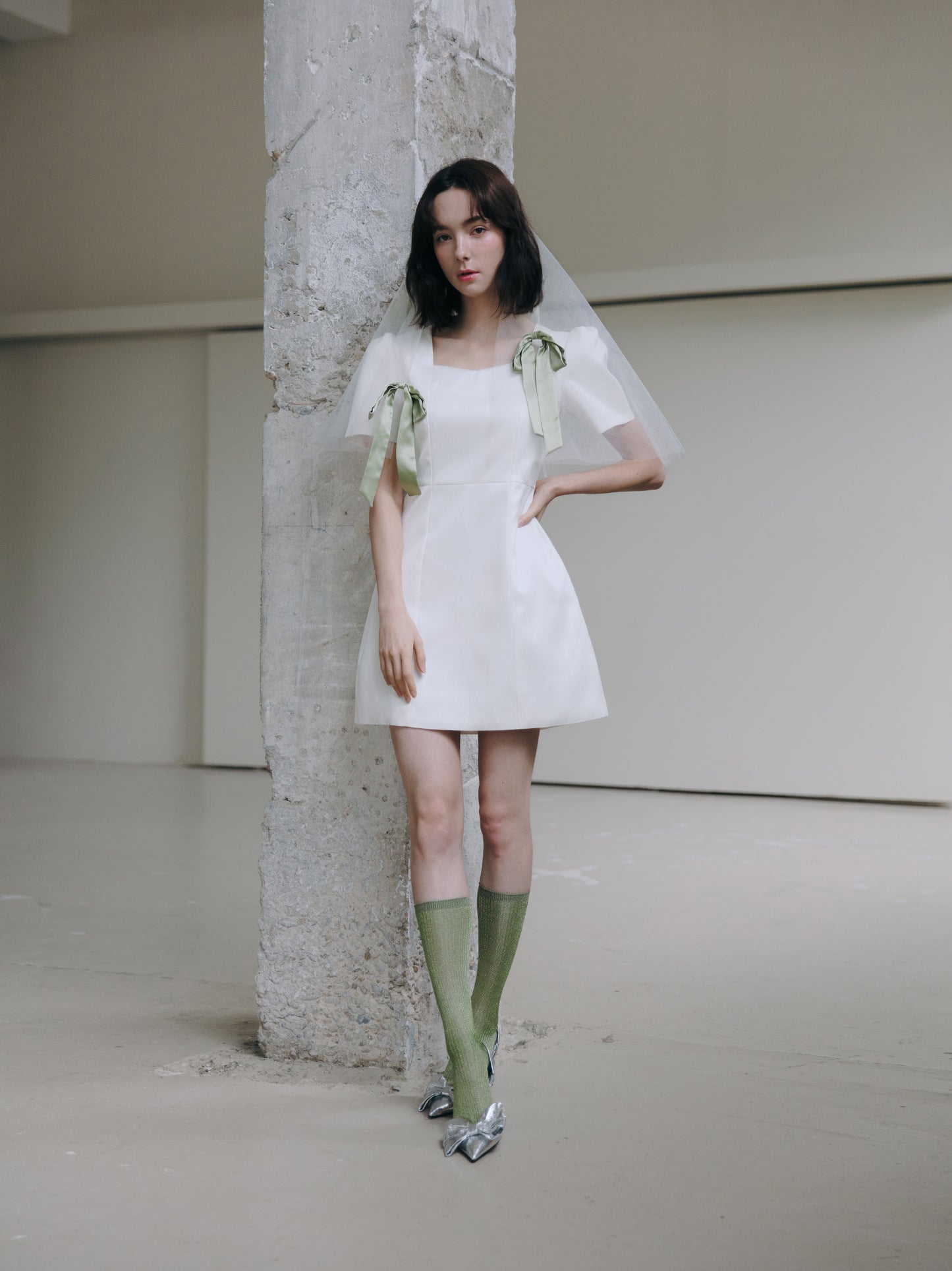 Short Veil with Green Bows
