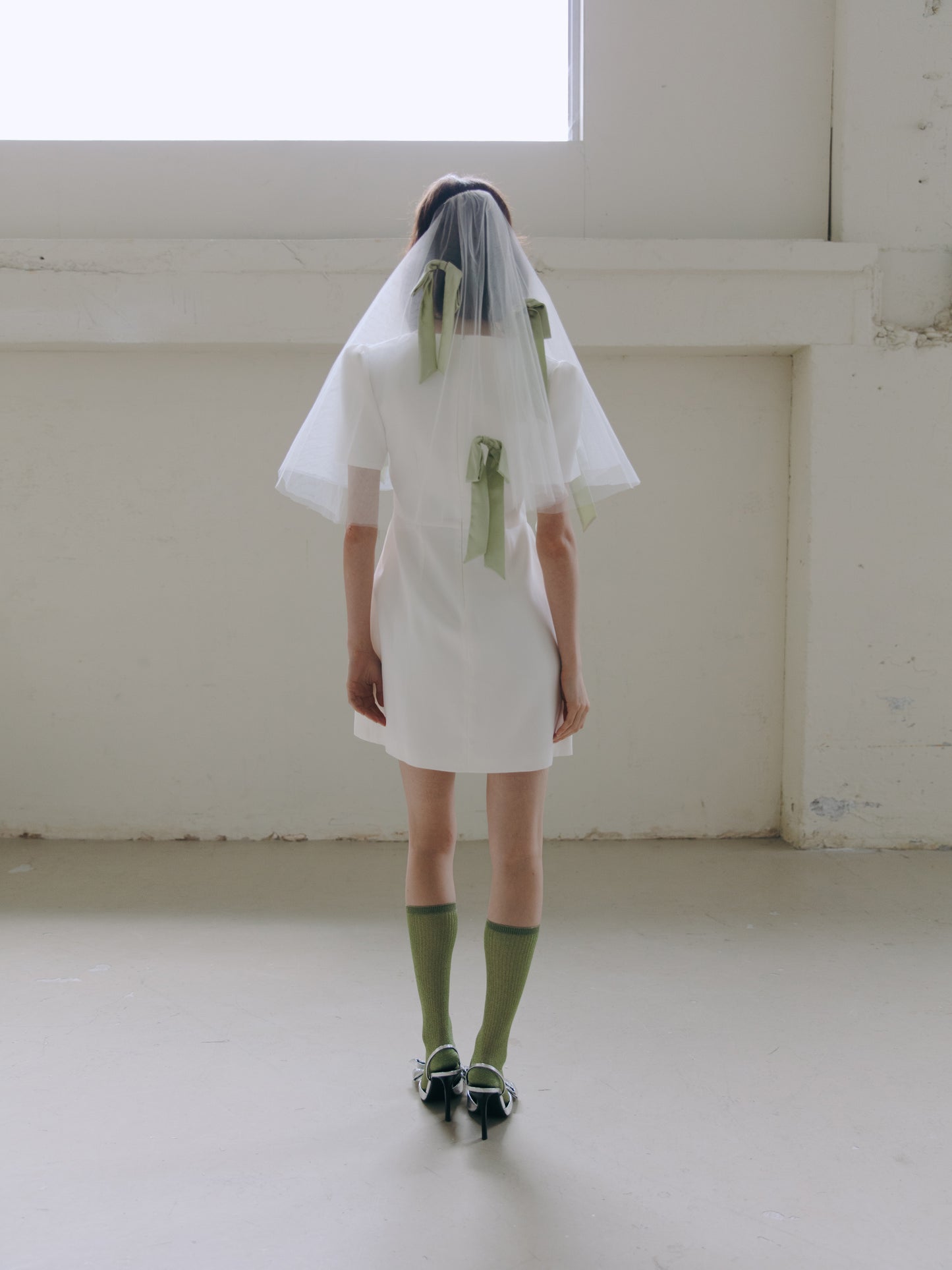 Short Veil with Green Bows