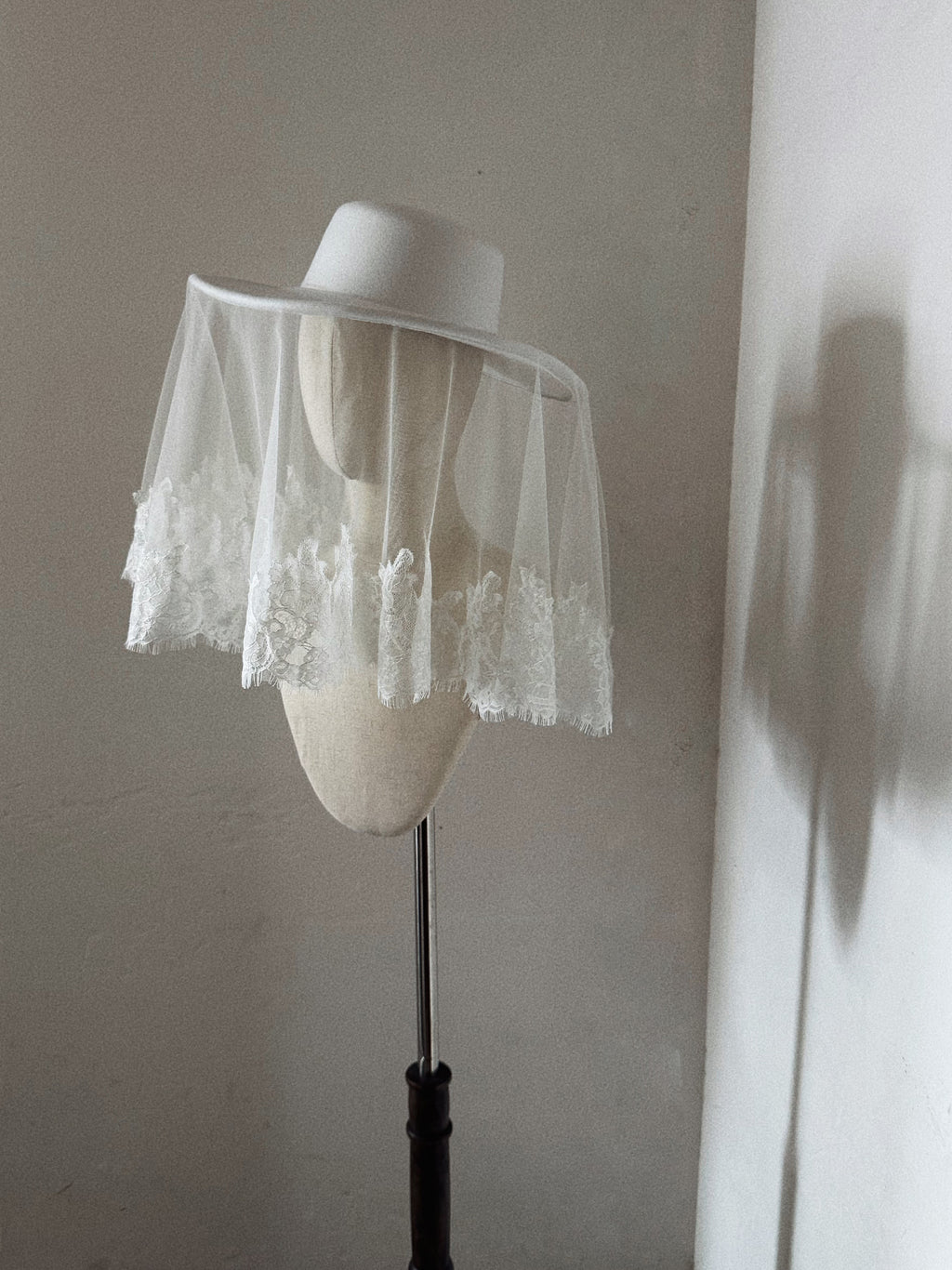 Bridal Hat with Lace Trim Veil - Straw Hat