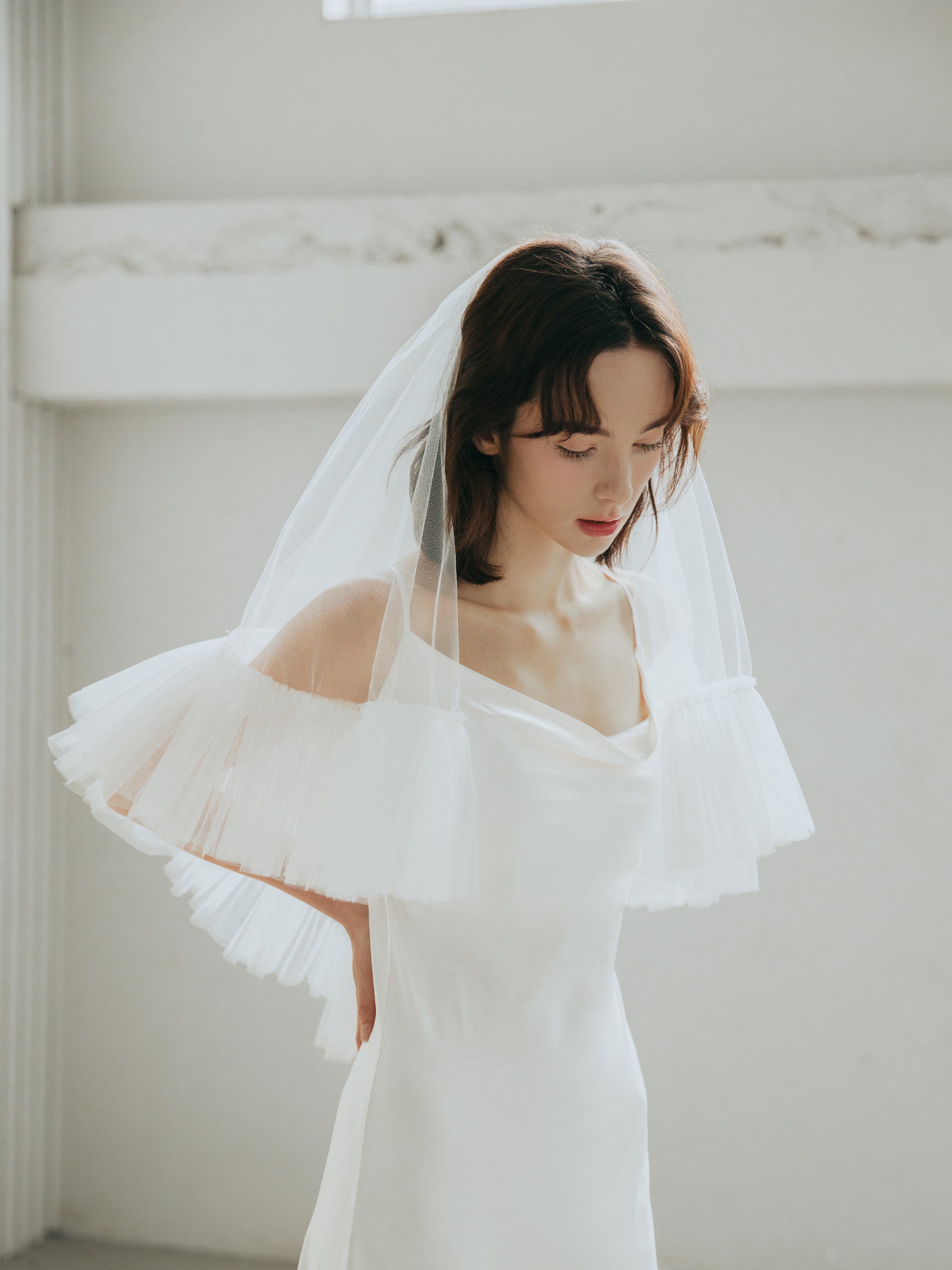 Ruffle Edge Statement Bridal Veil