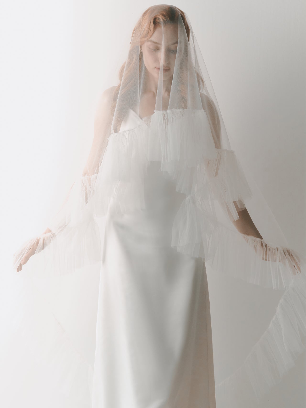 Ruffle Edge Bridal Veil