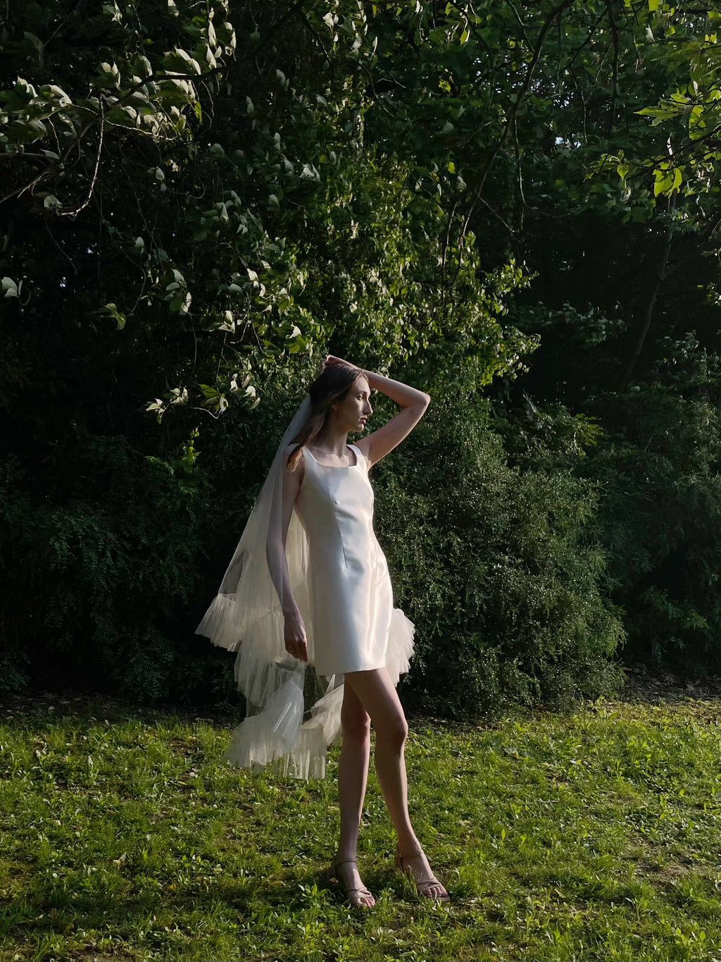 Ruffle Edge Bridal Veil