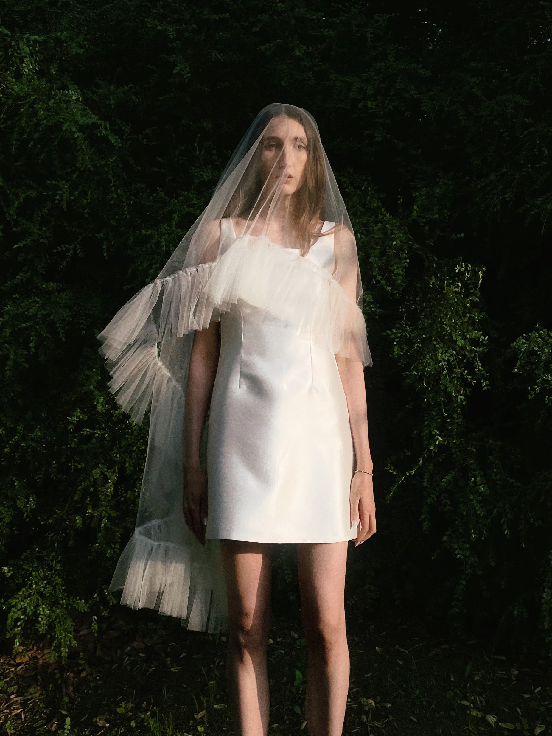 Ruffle Edge Bridal Veil